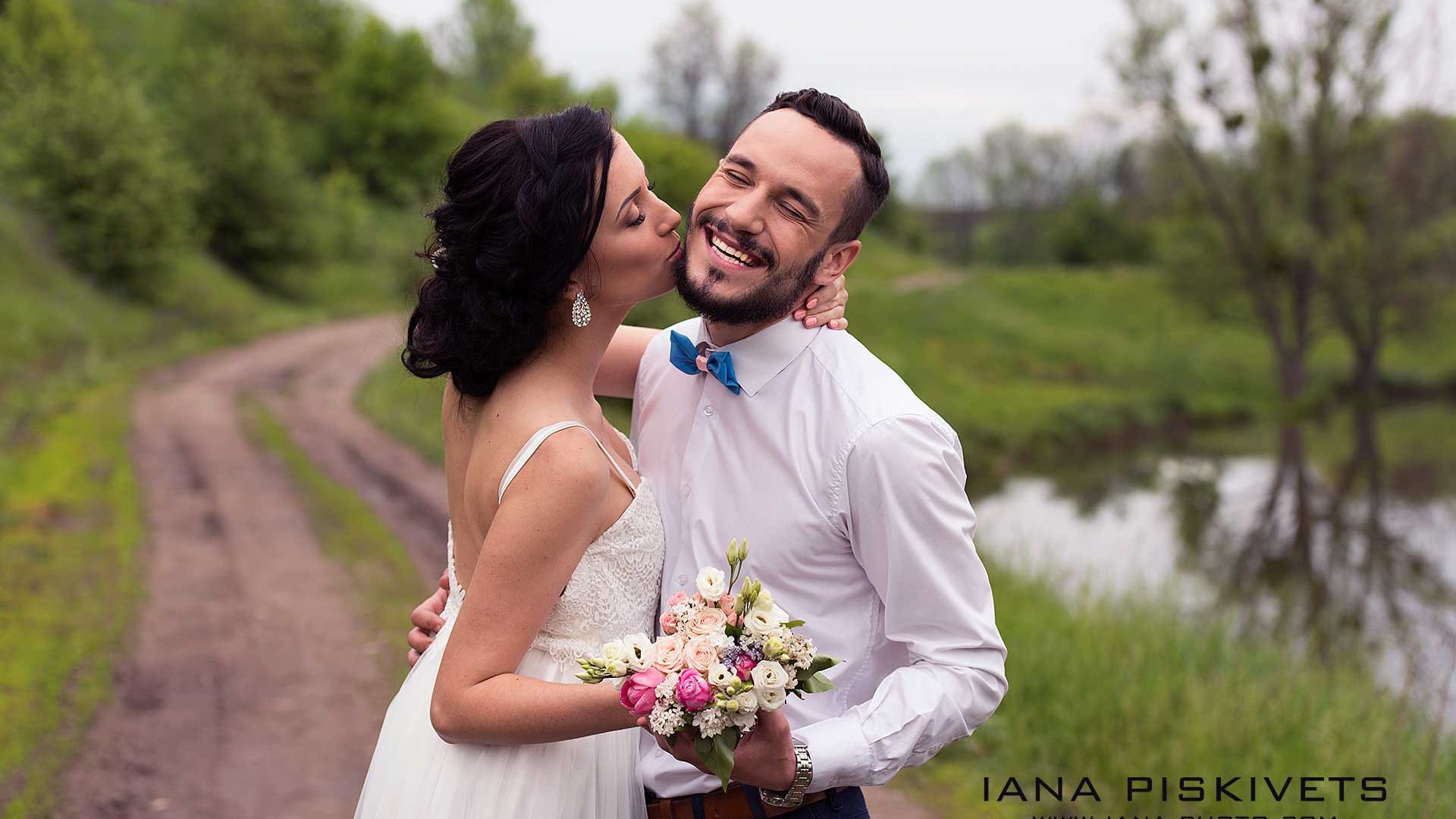 Весільна фотосесія в Варшаві. Художня весільна фотографія в Польщі. Фотографія шлюбна. Фотографую весілля, вінчання, реєстрацію шлюбу. 