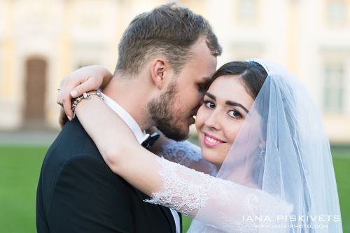 Zdjęciowy plener ślubny: Pałac w Wilanowie, w Łazienkach Królewskich, nad Morskim Okiem. Sesja plenerowa w Warszawie. Fotograf ślubny, zdjęcia ślubne, fotoksiążka ślubna Warszawa. Fotografia ślubna Warszawa. Poślubna sesja zdjęciowa Lublin Warszawa Kraków