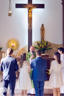 Photographer child and family baptism.