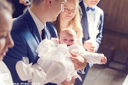 Photographer child and family baptism.